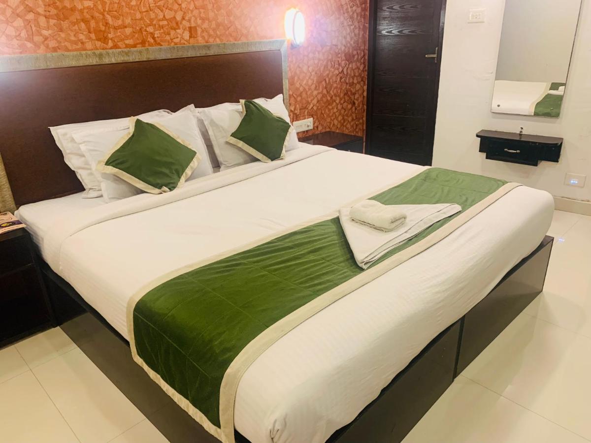 Hotel Greenlife Kochi エクステリア 写真