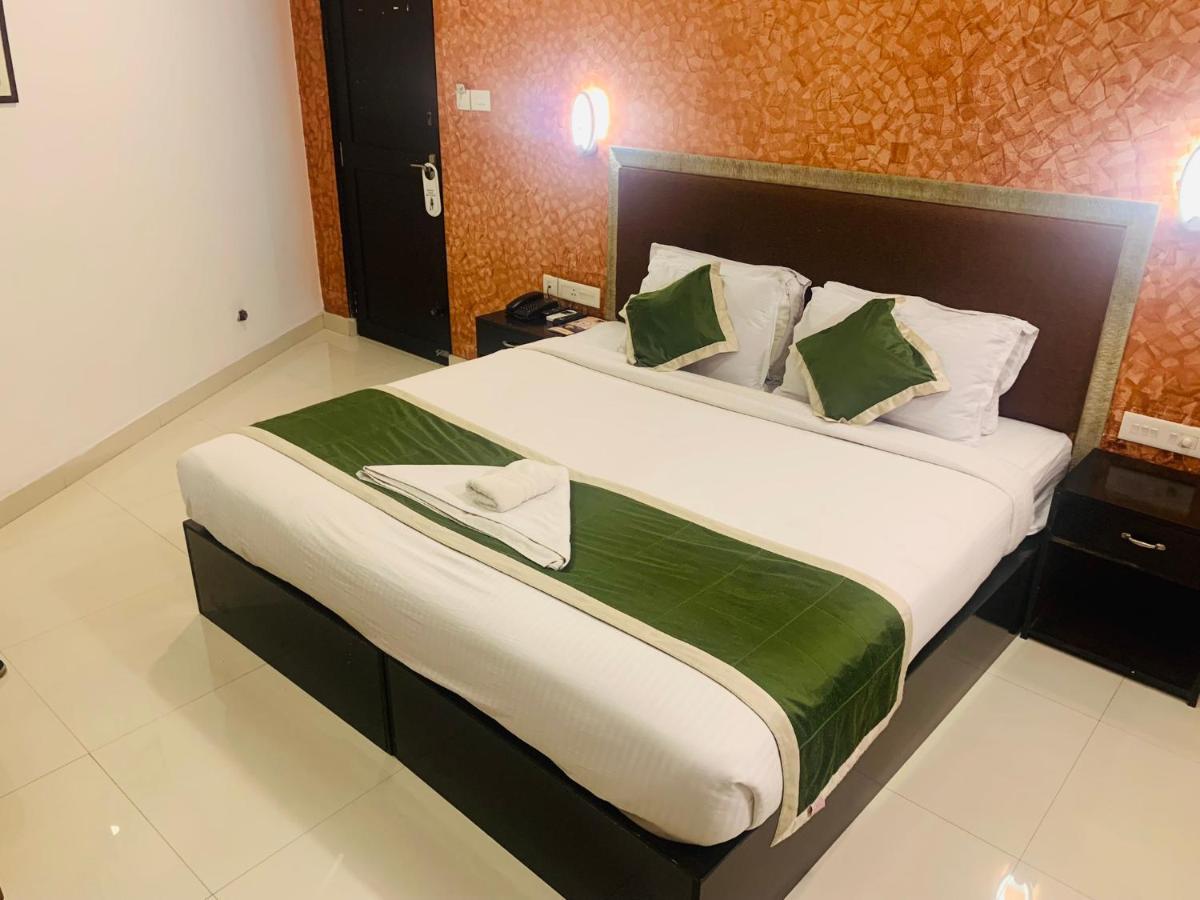 Hotel Greenlife Kochi エクステリア 写真
