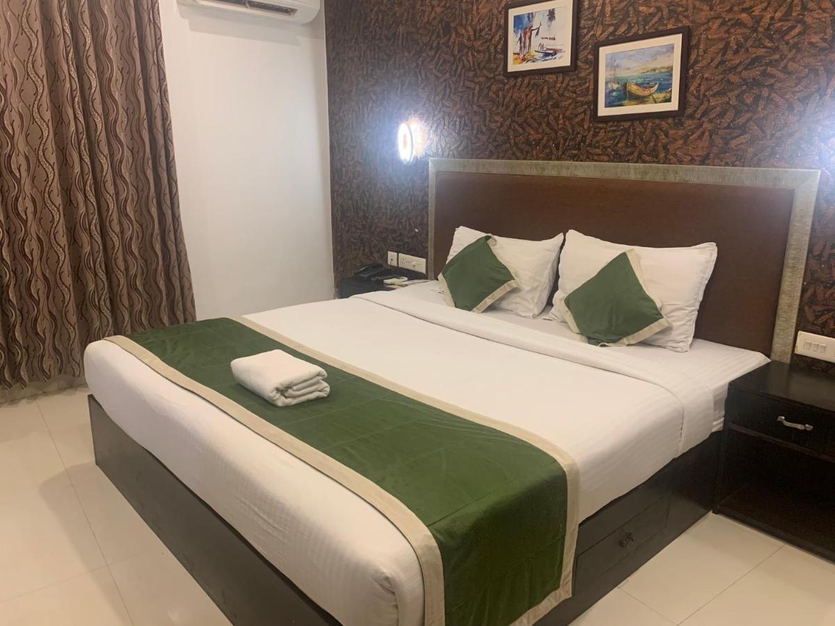 Hotel Greenlife Kochi エクステリア 写真